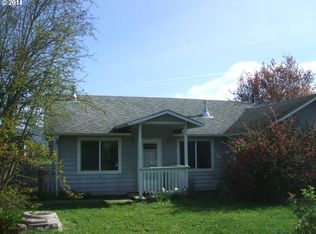 837 S Oak Hill Rd, Roseburg, OR 97471