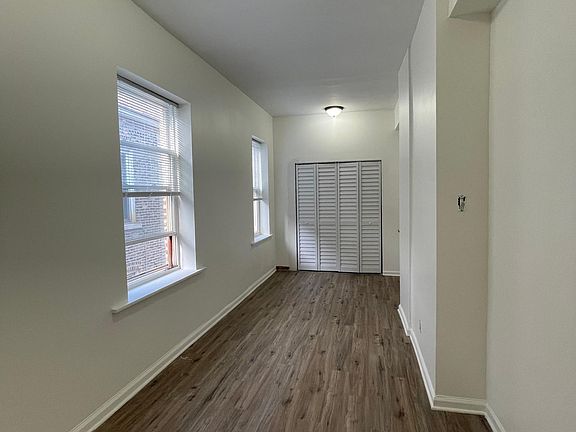 5th image of 1855 S California Ave #3