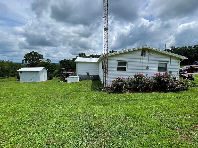 472595 Highway 100 — Photo 8