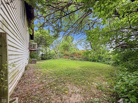 3rd image of 3929 Ireland Dr