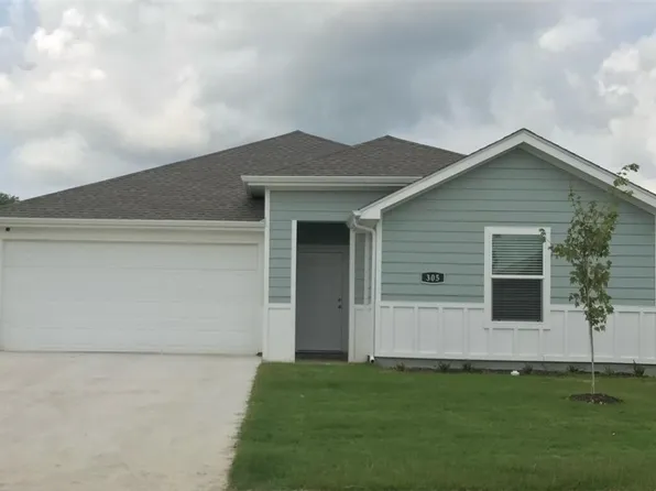 103 NW Bellflower St, Gentry, AR 72734