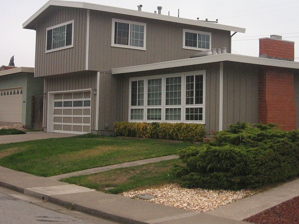 1st image of 2315 Crestmoor Dr