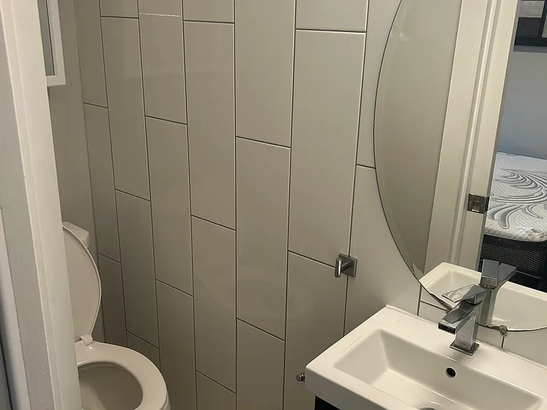 68 Sweetland Ave #1 — Photo 5