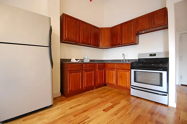 Rented by Bohemia Realty Group | media 56