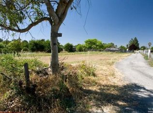 2575 Piner Rd, Santa Rosa, CA 95401