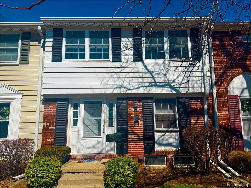 1st image of 19489 Eddington Pl