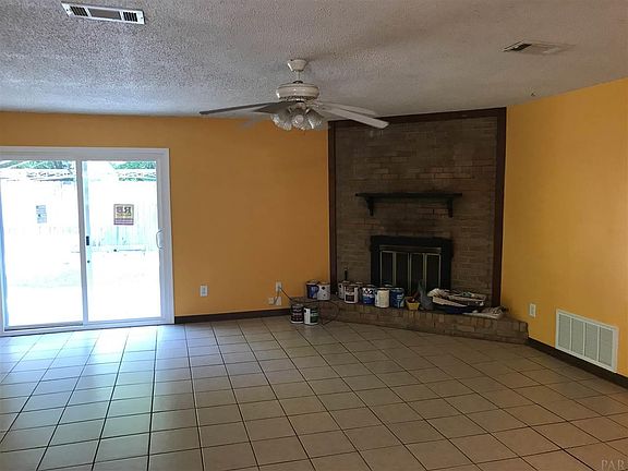 5th image of 5541 Woodland Ln