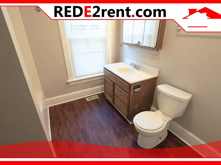 327 Vernon Ave — Photo 8