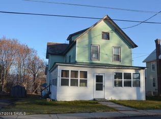 17 Treadway St, Ticonderoga, NY 12883