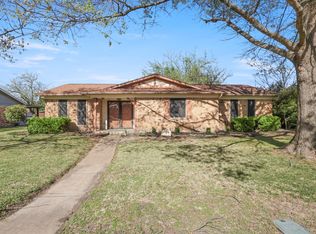 409 Colonial Dr, Garland, TX 75043