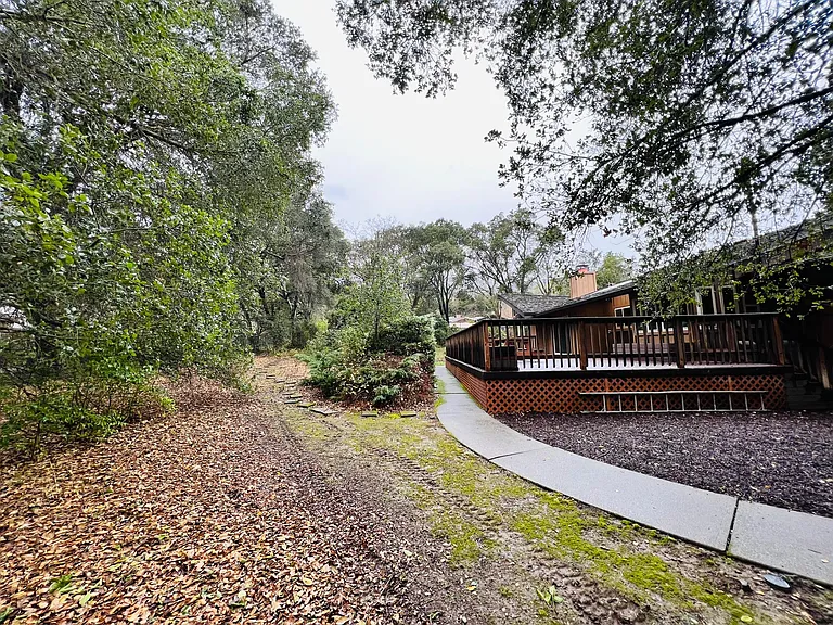 7757 Country Ln — Photo 3