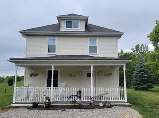 10211 Hill Rd, Wales, MI 48027