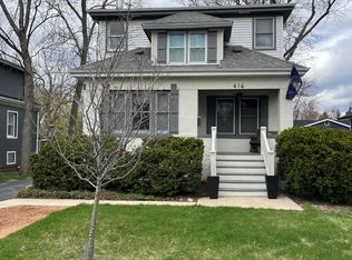 416 Chicago Ave, Clarendon Hills, IL 60514
