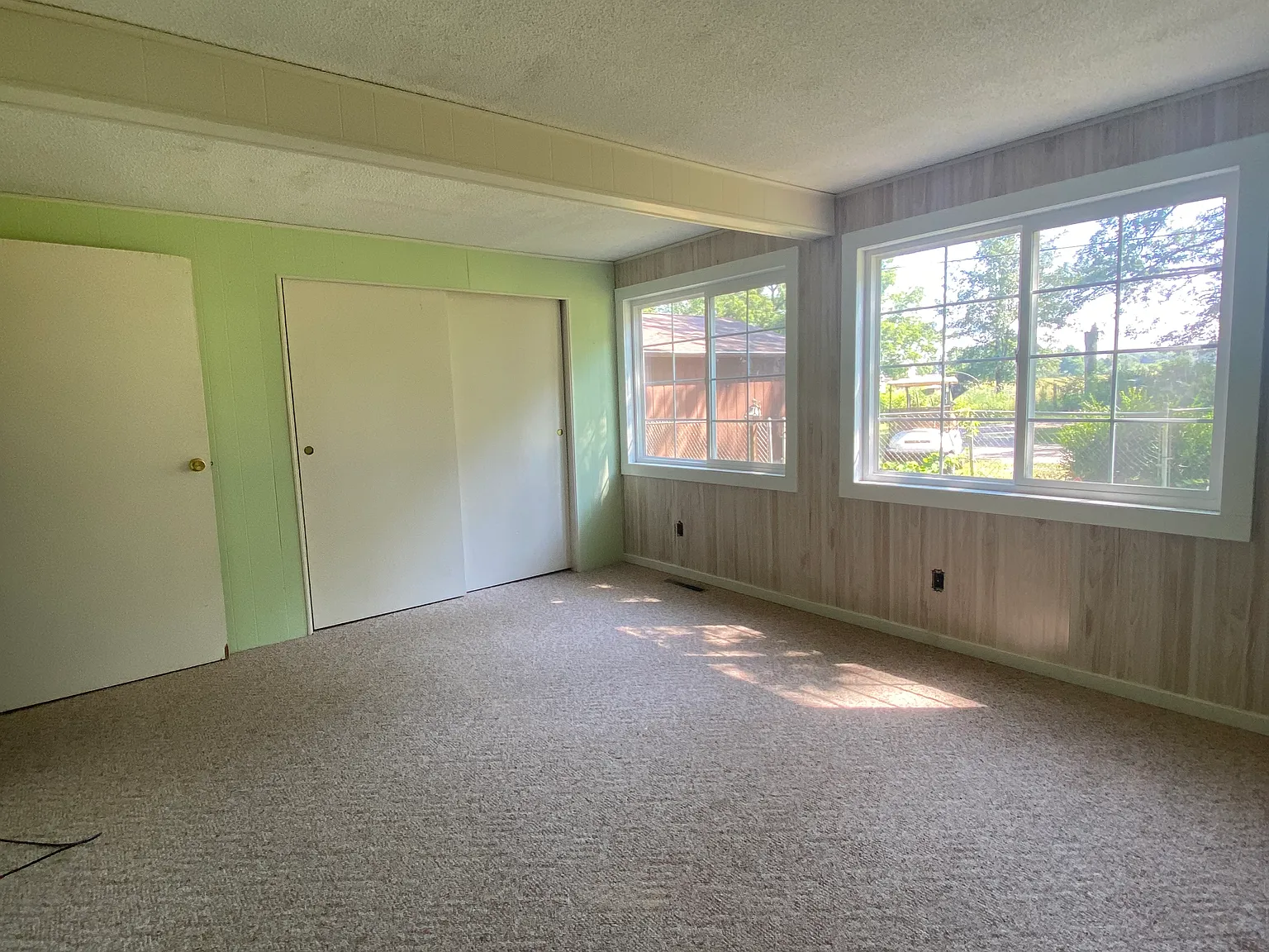 E 2495 North Rd, Danville — Photo 3