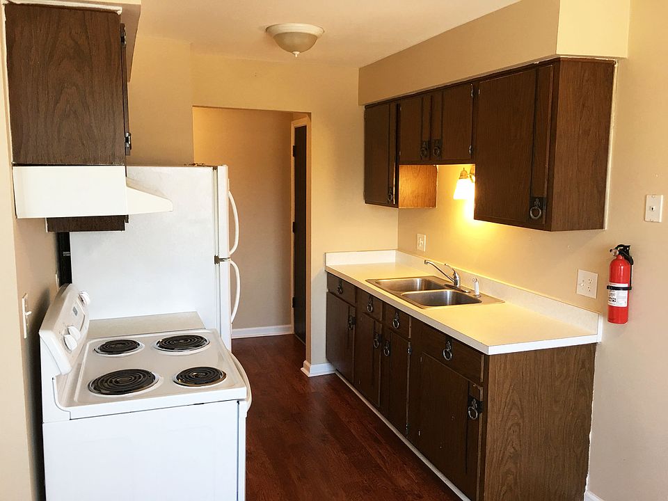 1st image of 939 James St APT 5