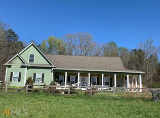 545 Oak Ridge Dr, Oxford, GA 30054