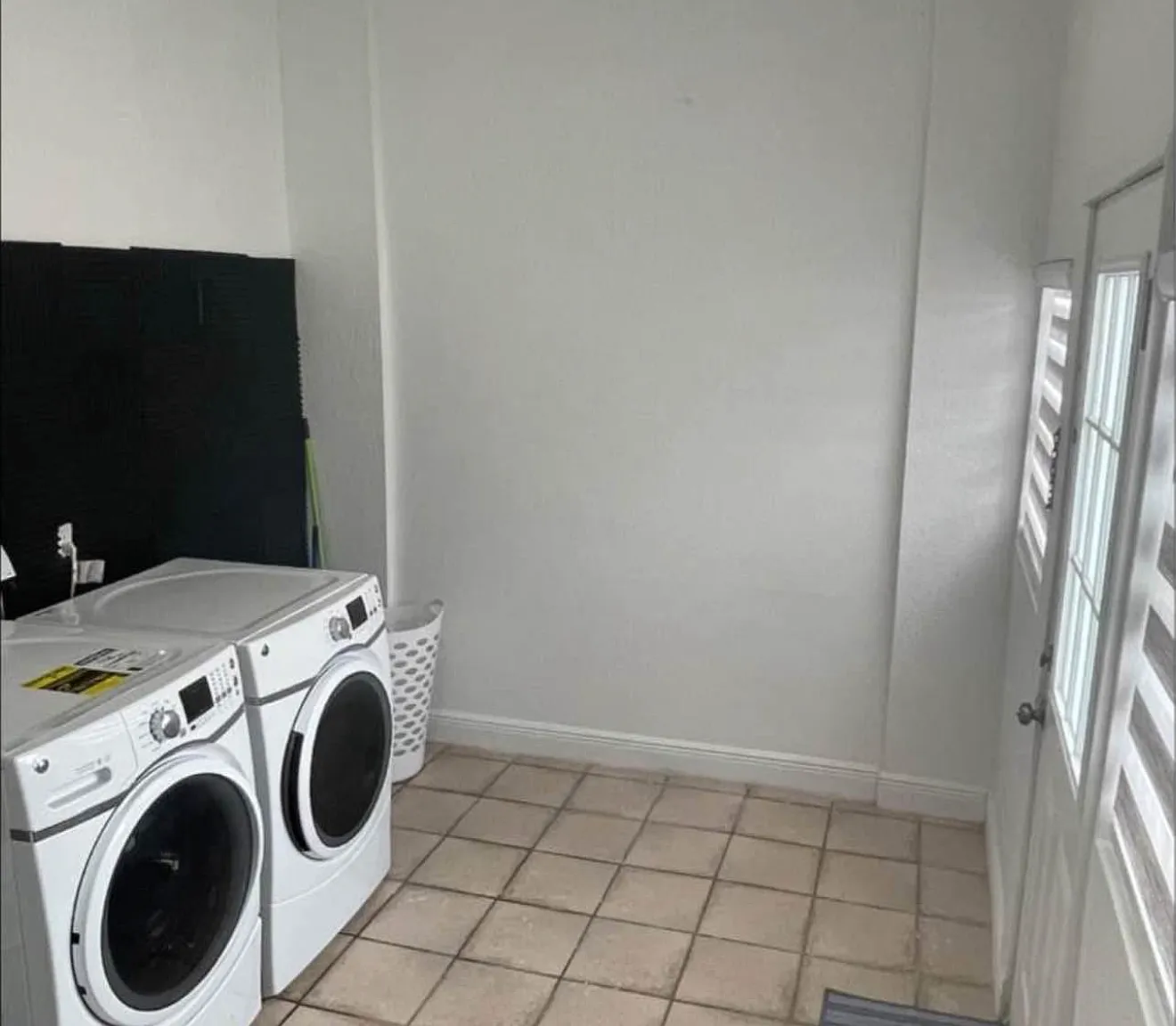 3 bed, 1700 sqft, $2,700 — Photo 1