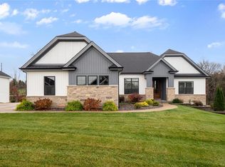 502 Hawthorne Ridge Ct, Foristell, MO 63348