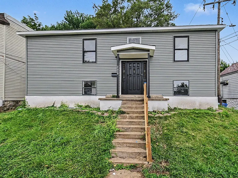 2629 Brannon Ave — Photo 2