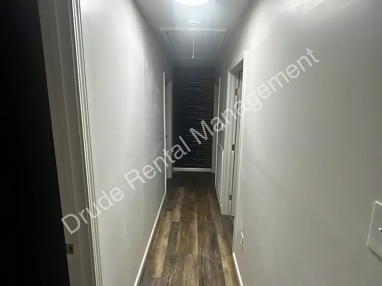 24473 Marie Ct — Photo 10