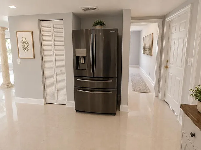 4820 Vermont Ave — Photo 5