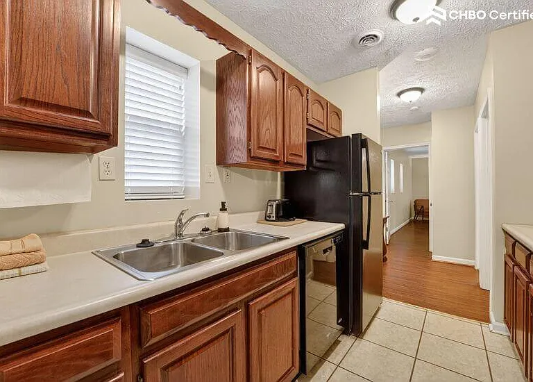 1332 W Andrew Johnson Hwy #10 — Photo 12