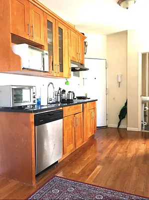 Rented by REAL New York | media 16