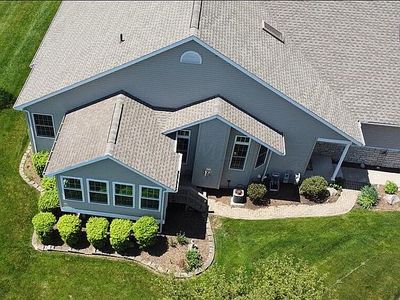 4th image of 32 Coventry Ct E