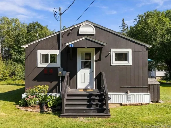 63 Country Rd, Shediac, NB E4R 2A9