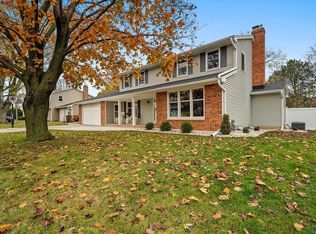 531 Somerset Dr, Green Bay, WI 54301