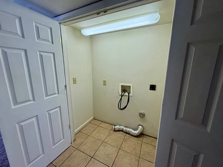 1121 Transit Way — Photo 14