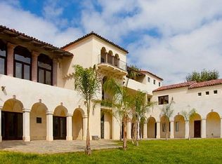 17470 Tramonto Dr, Pacific Palisades, CA 90272