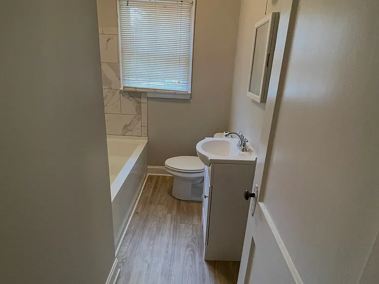 107 Grace St #2 — Photo 3
