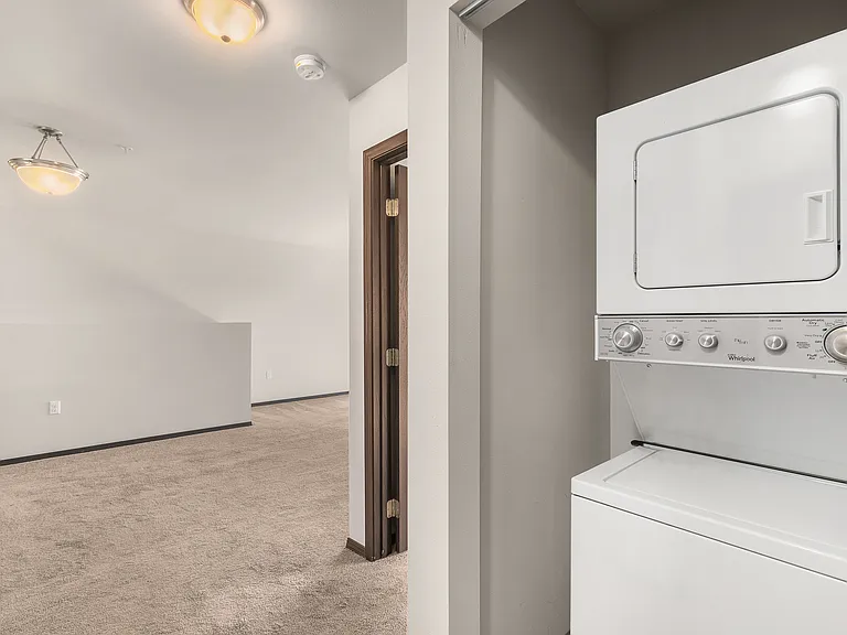 Blue Point Apartments — Photo 18