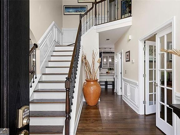 4th image of 512 Cypress Pointe