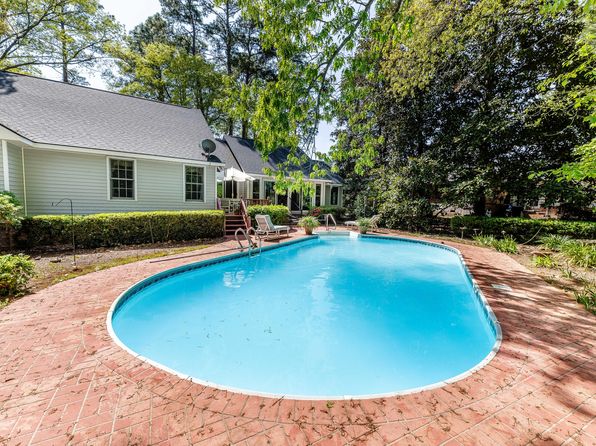 125 Wateree Dr, Santee, SC 29142