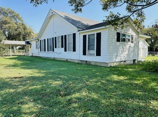 301 S Bordon St, Lorena, TX 76655