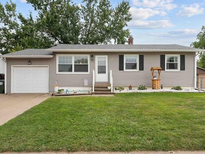 1821 W 69th St, Davenport, IA, 52806