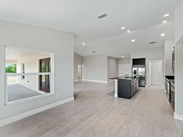 20365 Marie Ct — Photo 11