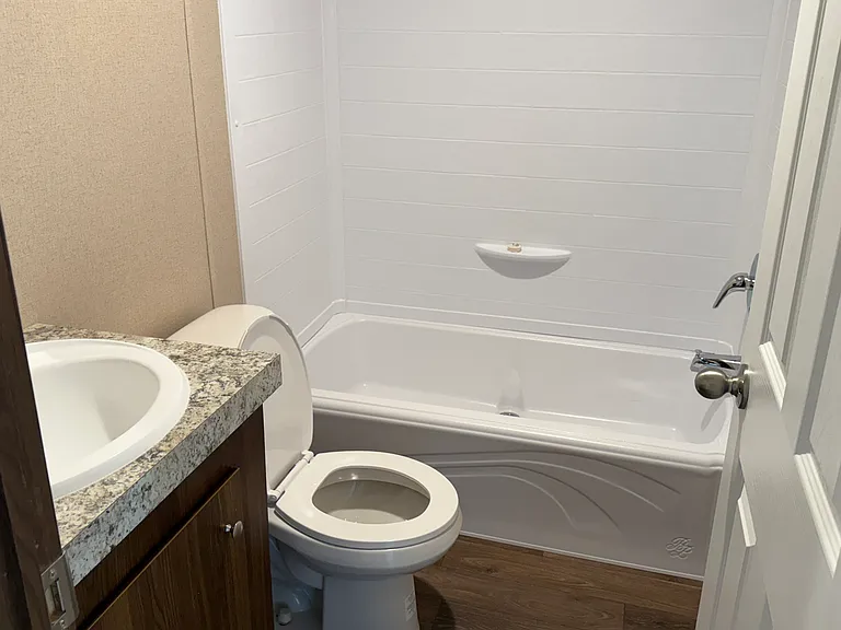923 Lovers Lane Rd #9 — Photo 26