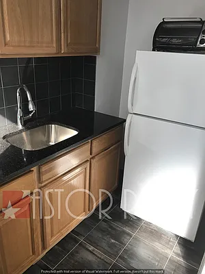 Rented by Astor Realty | media 16