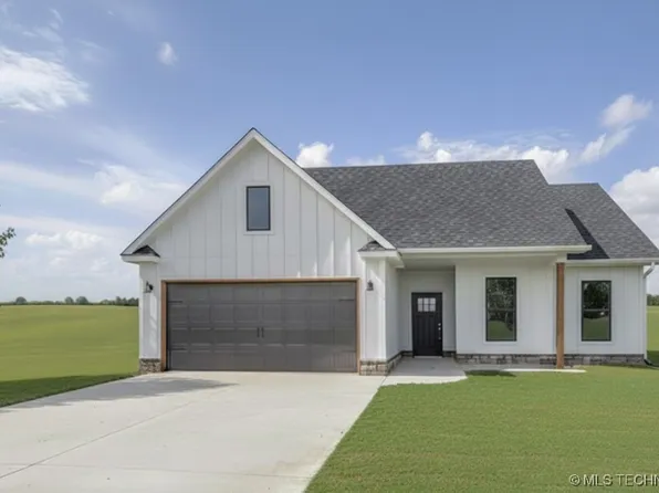 1000 S 4078th Rd, Oologah, OK 74053