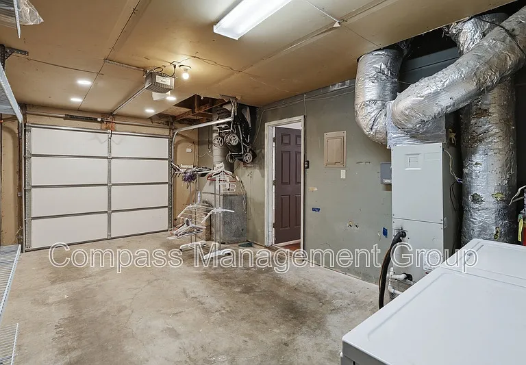 7668 Chatham Cir — Photo 20