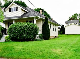 134 Garden Ave, Grove City, PA 16127