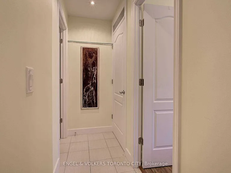25 Ritchie Ave #202 — Photo 15
