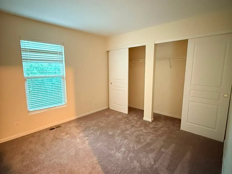 565 Conservatory Ln — Photo 7