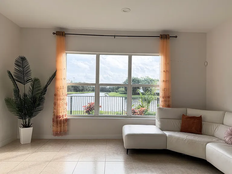 143 Isle Verde Way — Photo 11