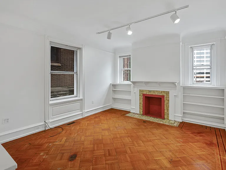 3510 Lancaster Ave #1E — Photo 6