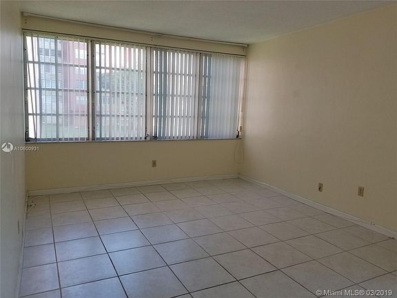 2nd image of 1481 NE Miami Gardens Dr APT 278