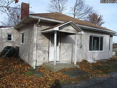 2nd image of 610 Fisher Ave